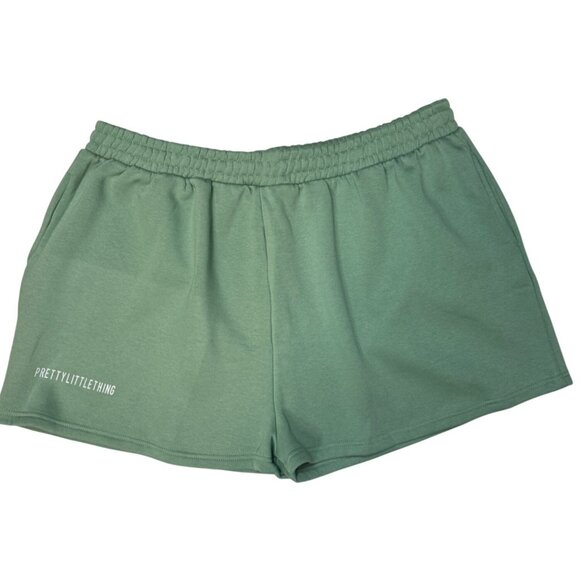 2/$30 NWT PrettyLittleThing Plus Size 14 Sage Green Pocket Sweat Shorts - Picture 8 of 14